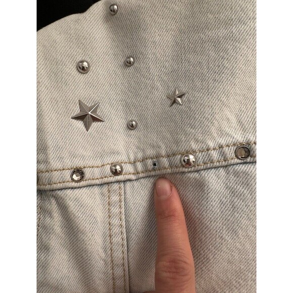 Levis Ex-Boyfriend Sherpa Lined Studded Stars Denim Trucker Jacket Women Medium - Picture 13 of 13
